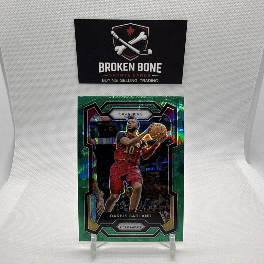 Darius Garland 2023-24 Panini Prizm Green Cracked Ice SSP #81 Cavaliers
