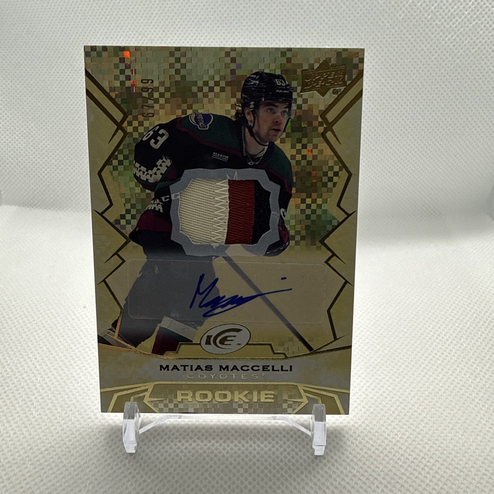 Matias Maccelli 2022-23 Ice Rookie Patch Auto /99 Arizona Coyotes Leafs