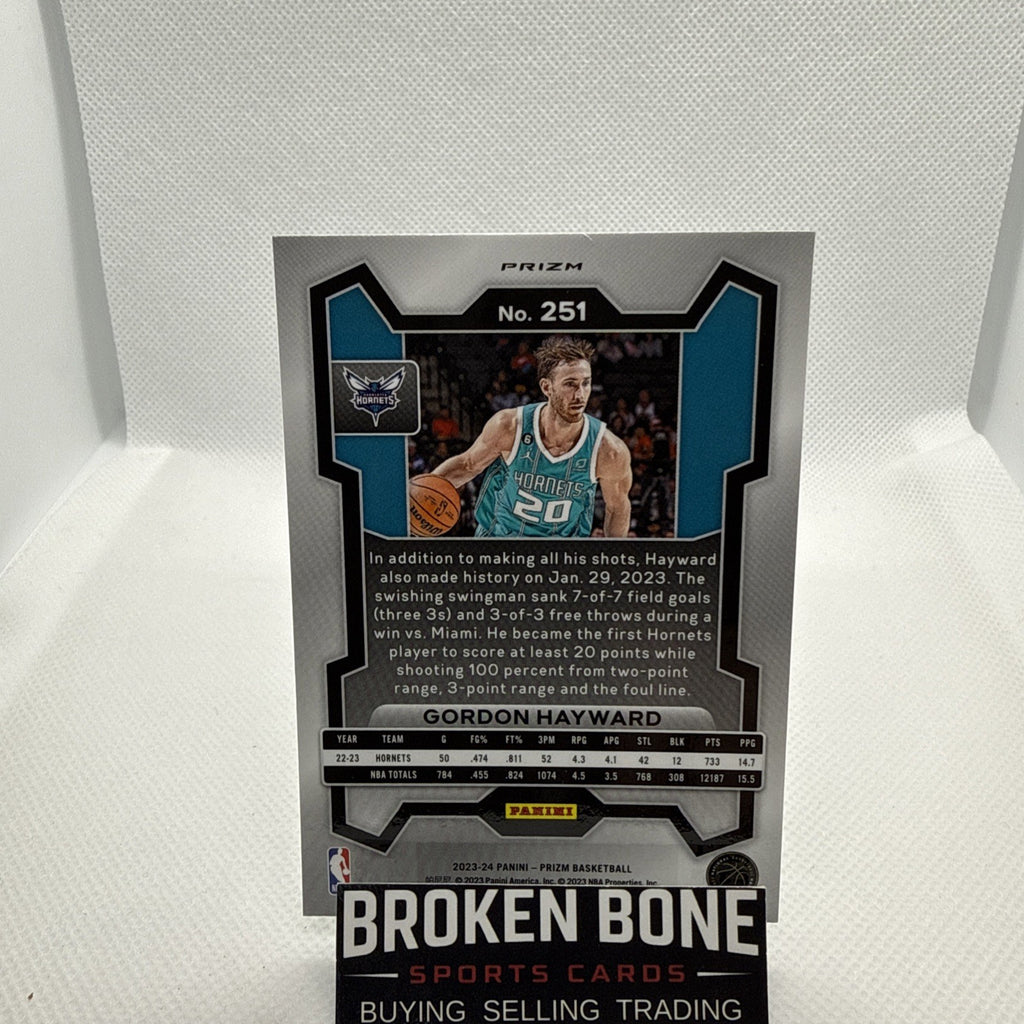 Gordon Hayward 2023-24 Panini Prizm Green Cracked Ice SSP #251 Hornets