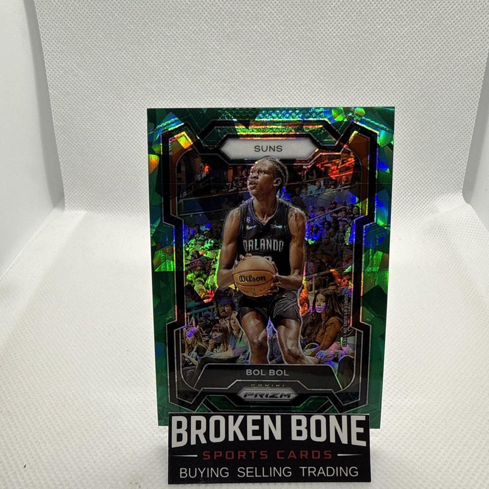 Bol Bol 2023-24 Panini Prizm Green Cracked Ice SSP #255 Suns