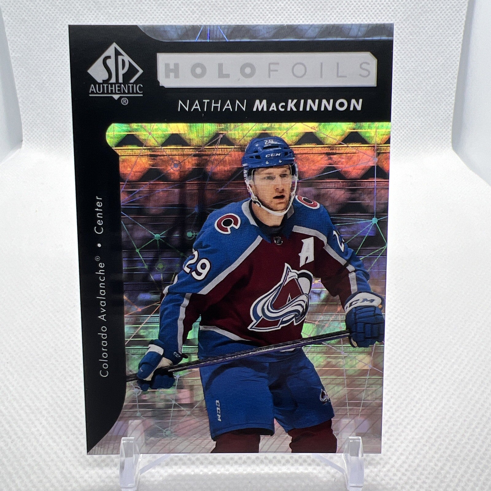 Nathan Mackinnon 2022-23 SP Authentic HoloFoils SSP Colorado Avalanche