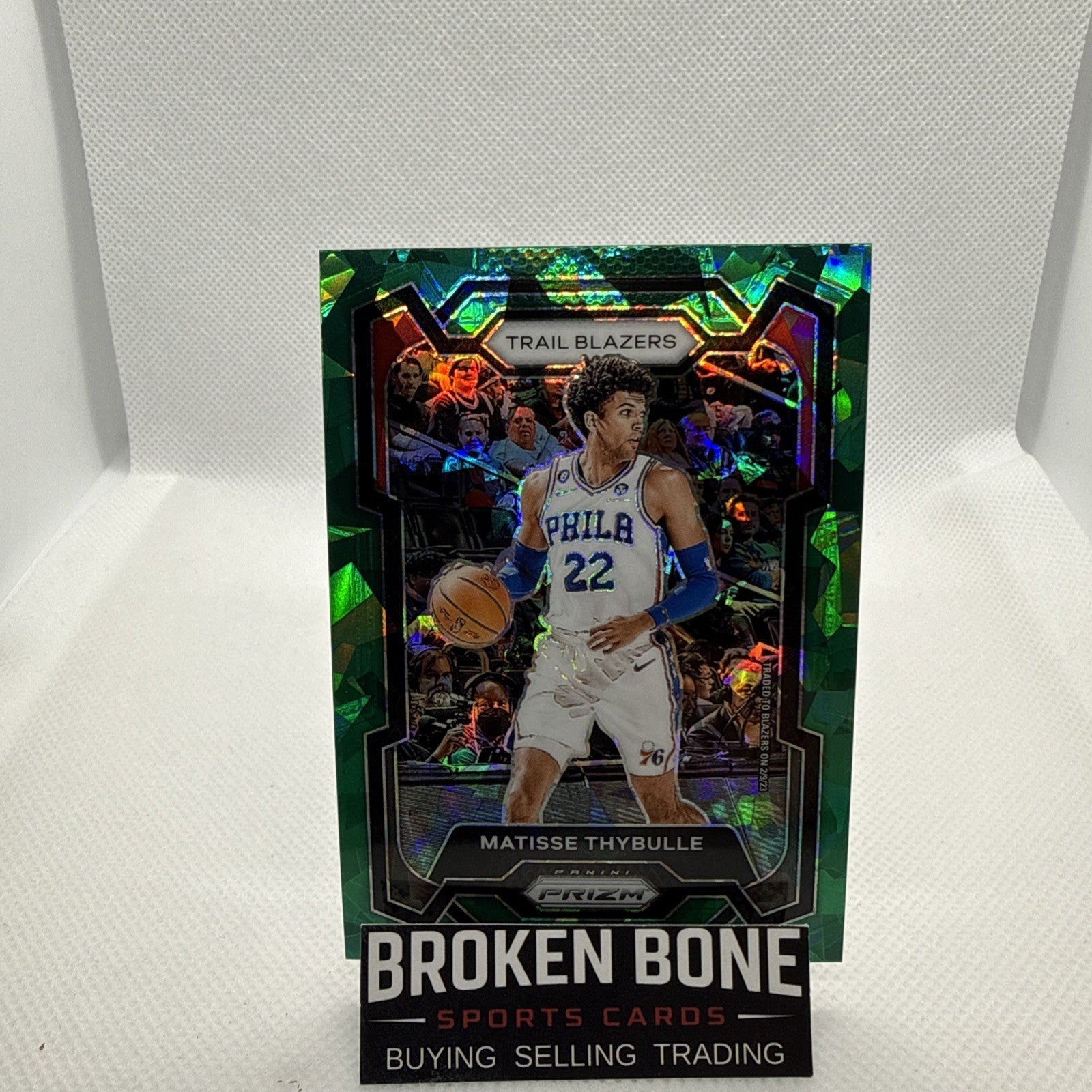 Matisse Thybulle 2023-24 Panini Prizm Green Cracked Ice SSP #269 Trail Blazers