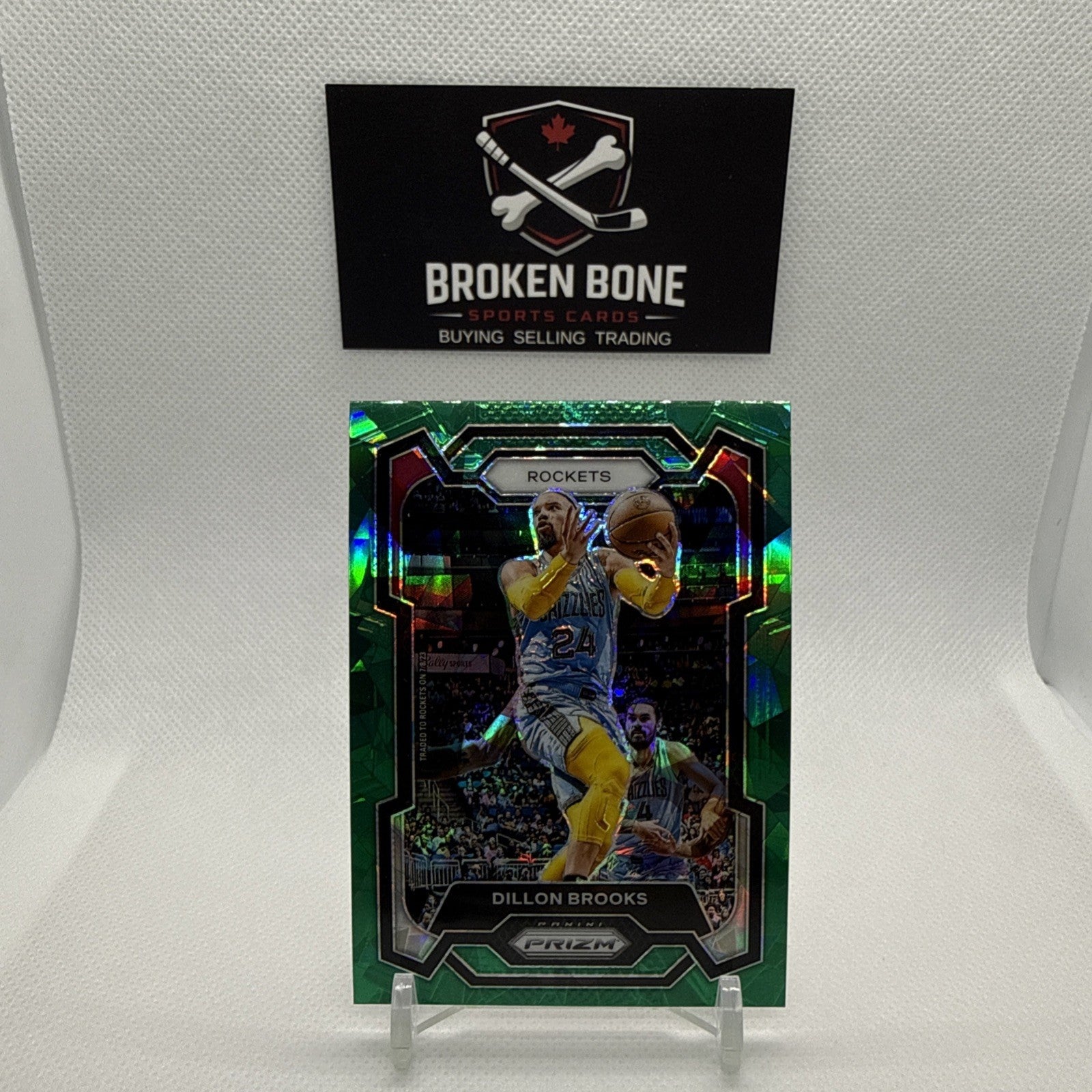 Dillon Brooks 2023-24 Panini Prizm Green Cracked Ice SSP #68 Rockets
