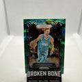 Gordon Hayward 2023-24 Panini Prizm Green Cracked Ice SSP #251 Hornets