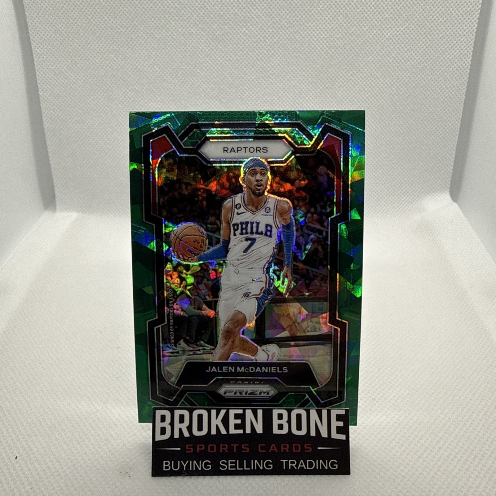 Jalen McDaniels 2023-24 Panini Prizm Green Cracked Ice SSP #291 Raptors
