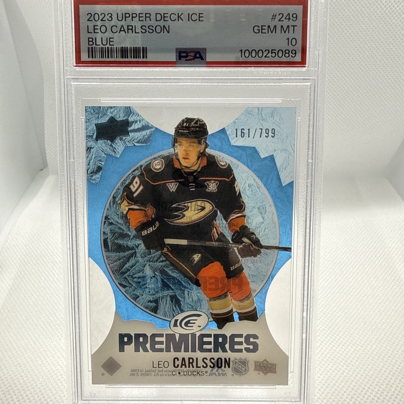 Leo Carlsson 2023-24 Upper Deck Ice Premieres Blue /799 PSA 10 Anaheim Ducks