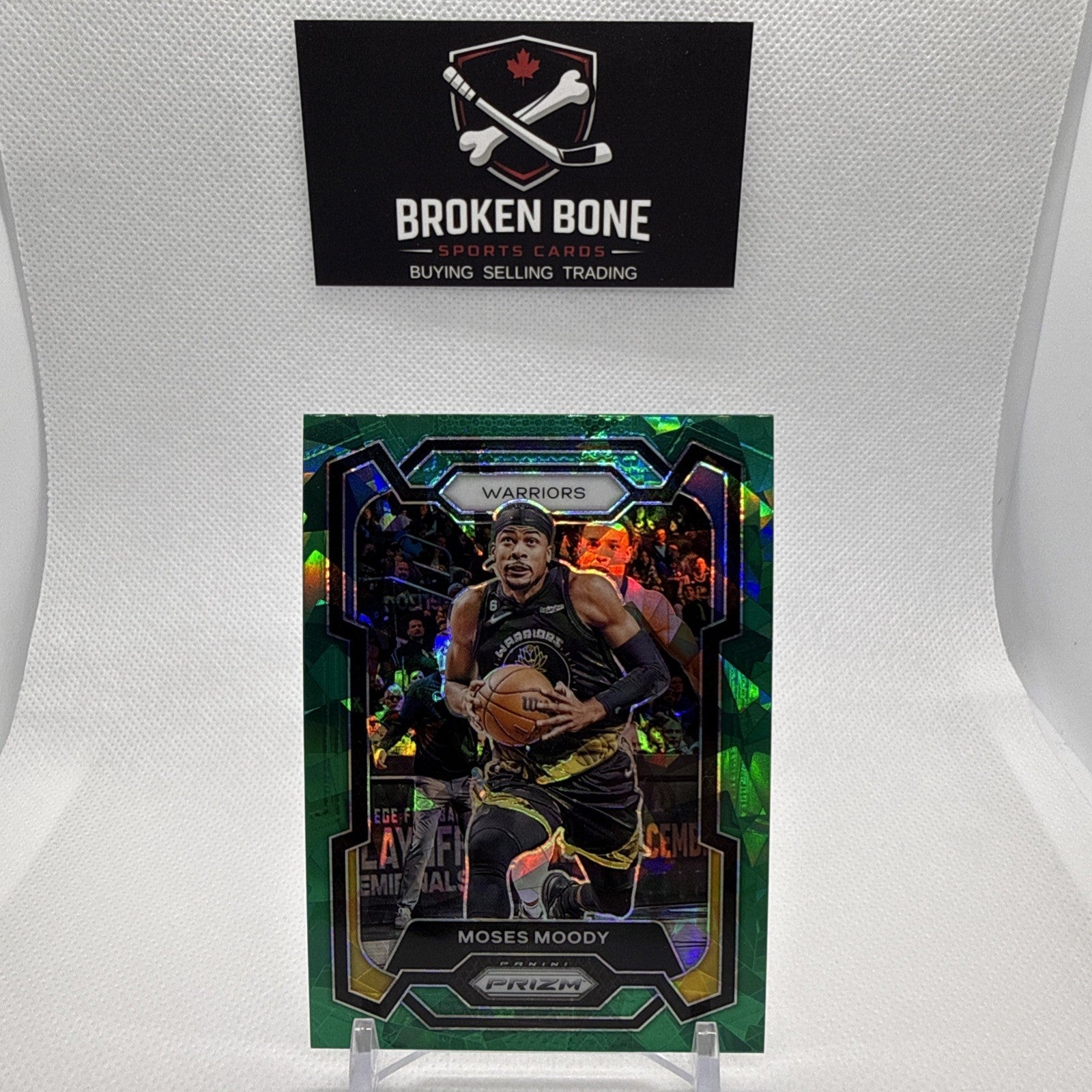 Moses Moody 2023-24 Panini Prizm Green Cracked Ice SSP #228 Warriors