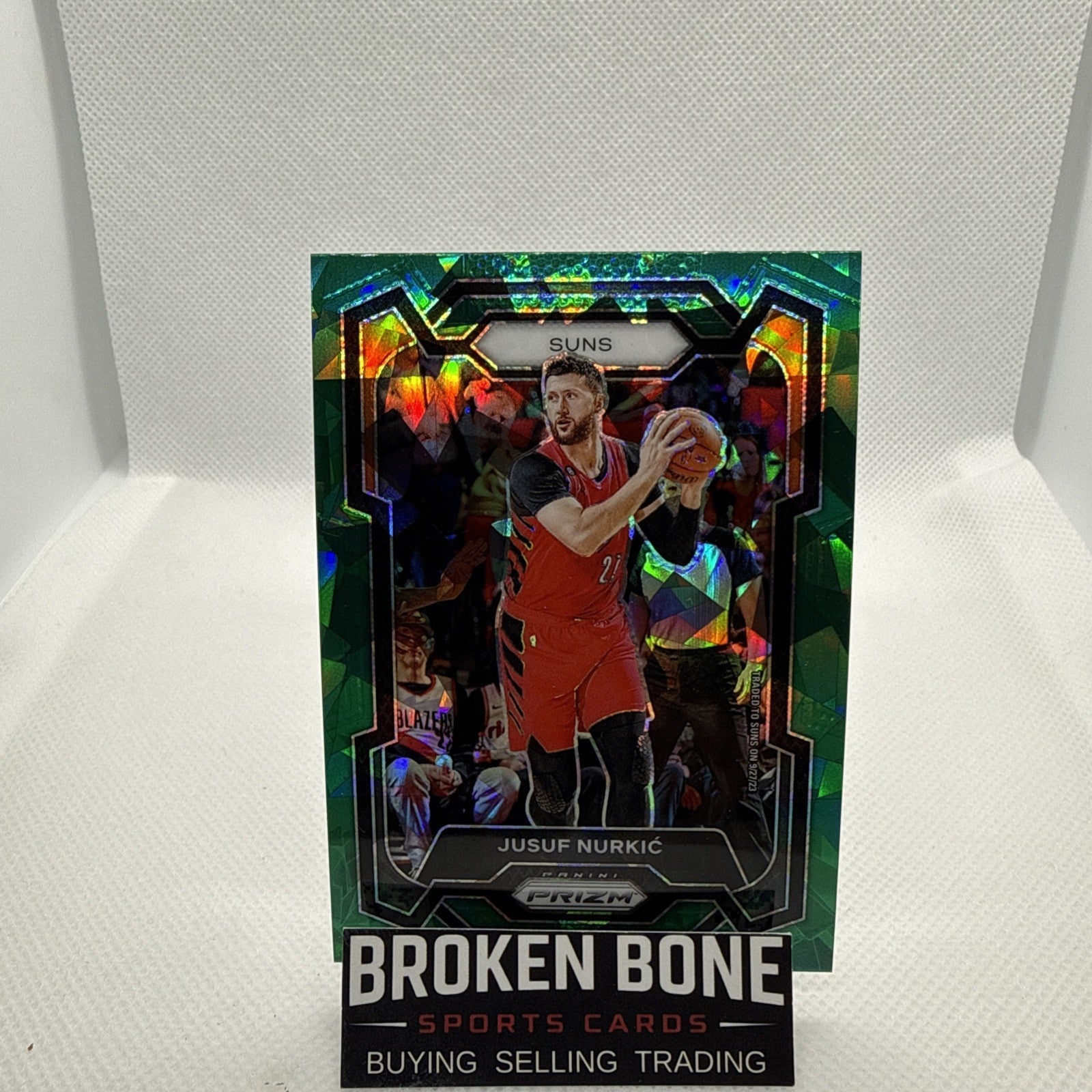 Jusuf Nurkic 2023-24 Panini Prizm Green Cracked Ice SSP #277 Suns
