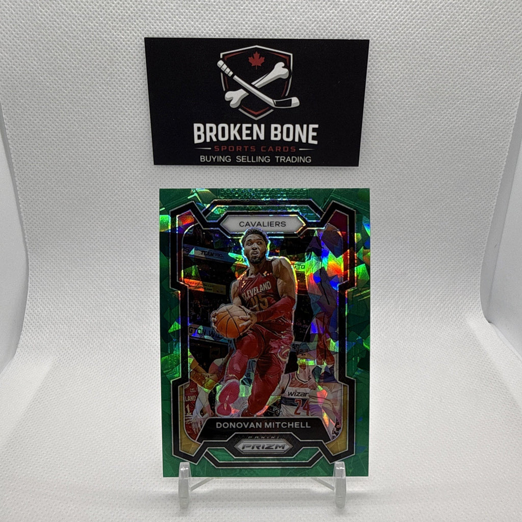 Donovan Mitchell 2023-24 Panini Prizm Green Cracked Ice SSP #43  Cavaliers