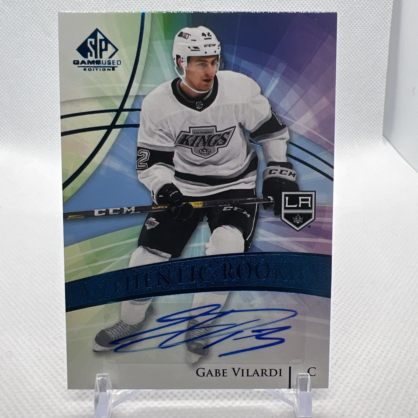 Gabe Villardi 2020-21 SP Game Used Rookie Auto RC Los Angeles Kings