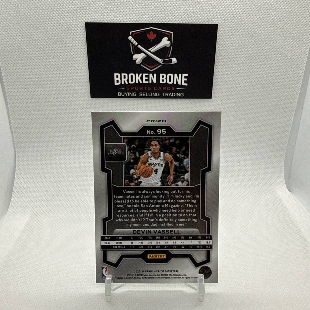 Devin Vassell 2023-24 Panini Prizm Green Cracked Ice SSP #95 Spurs