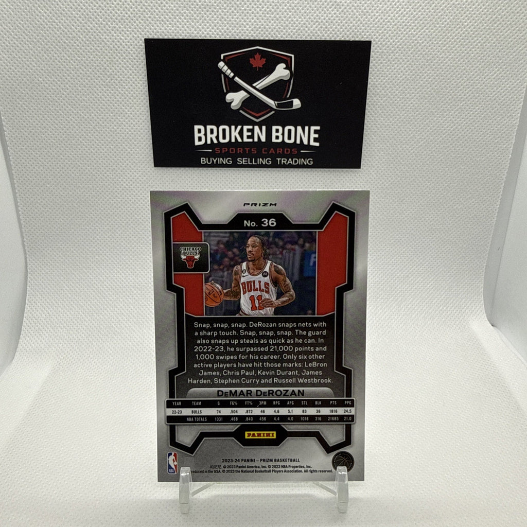 Demar Derozan 2023-24 Panini Prizm Green Cracked Ice SSP #36 Bulls