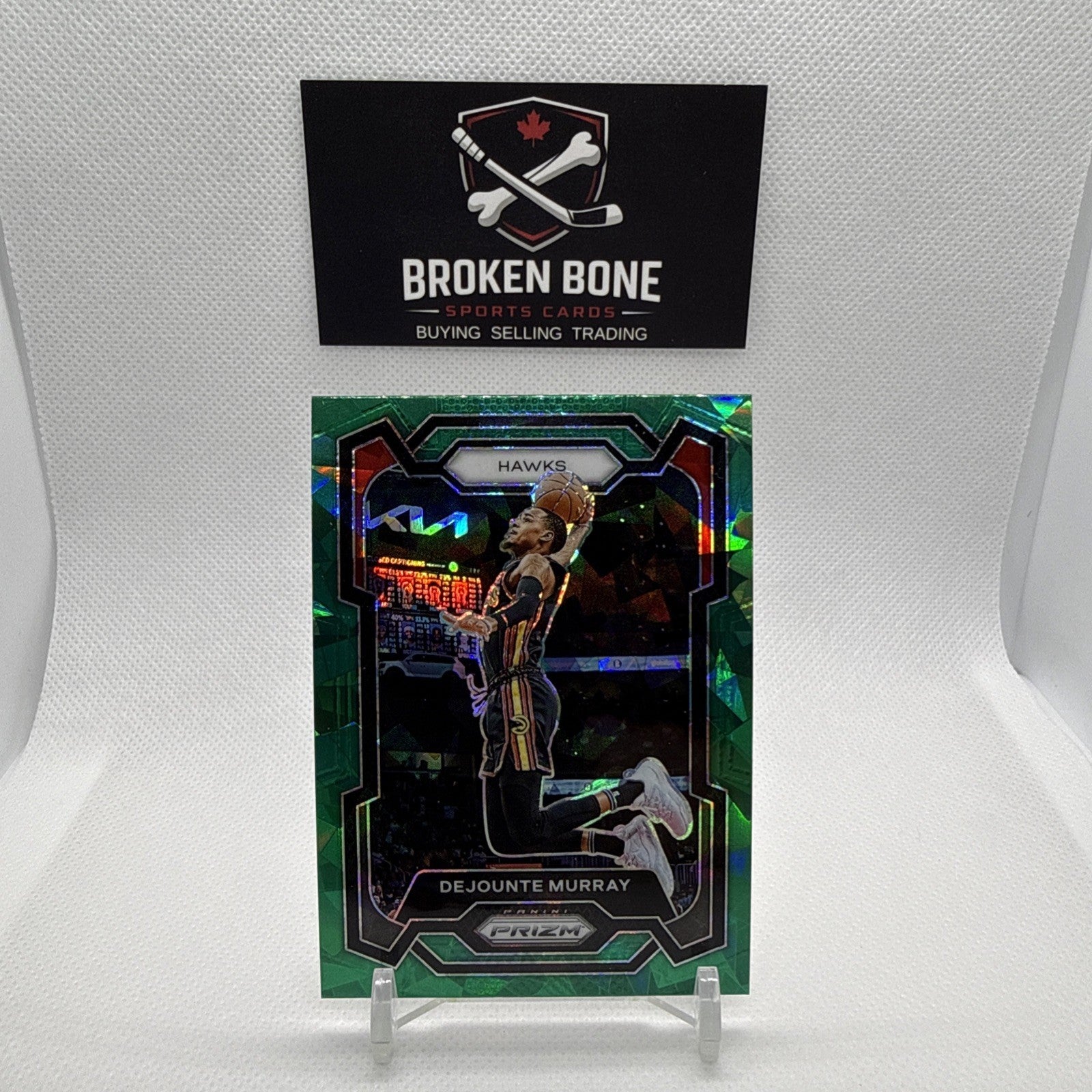 Dejounte Murray 2023-24 Panini Prizm Green Cracked Ice SSP #112 Hawks