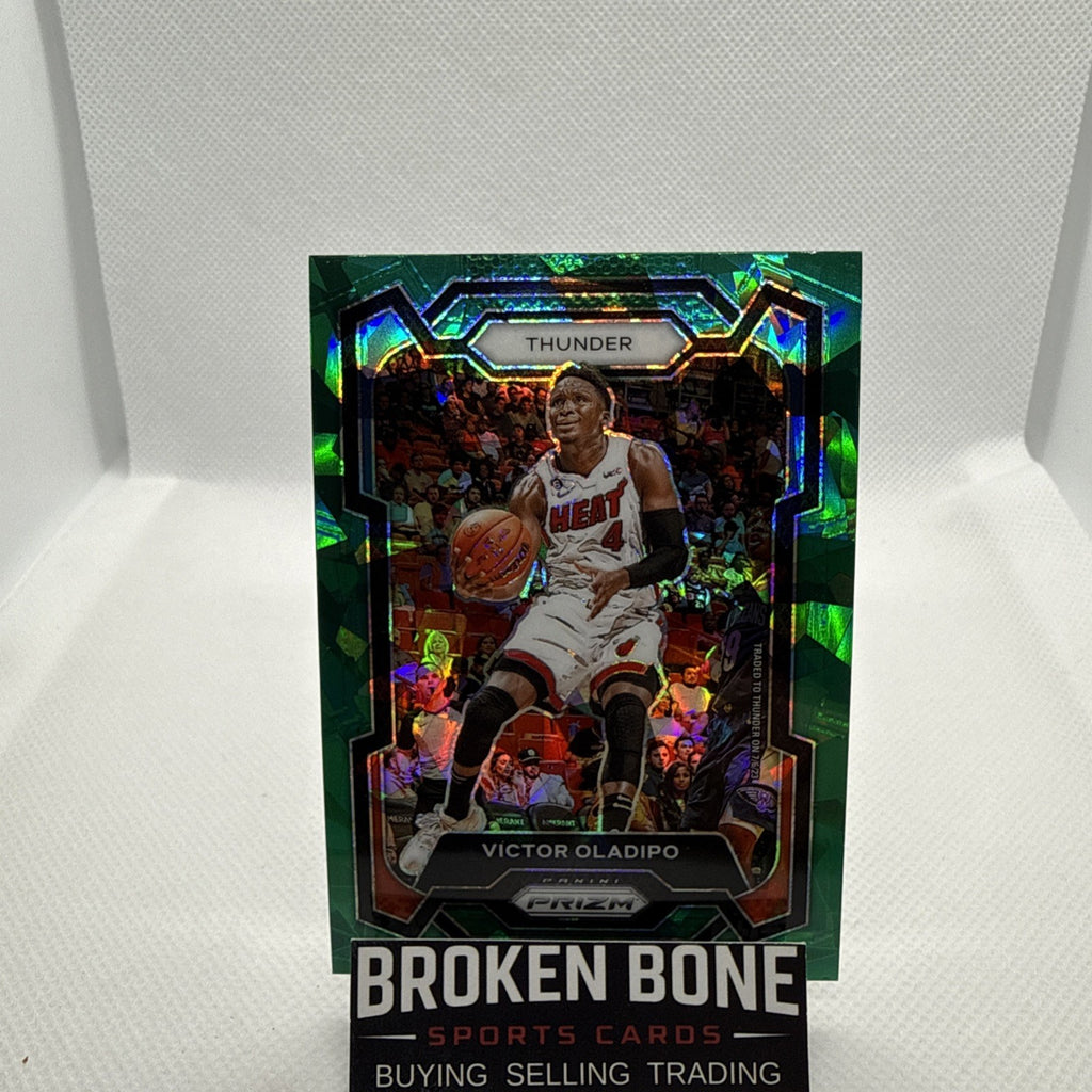 Victor Oladipo 2023-24 Panini Prizm Green Cracked Ice SSP #246 Thunder