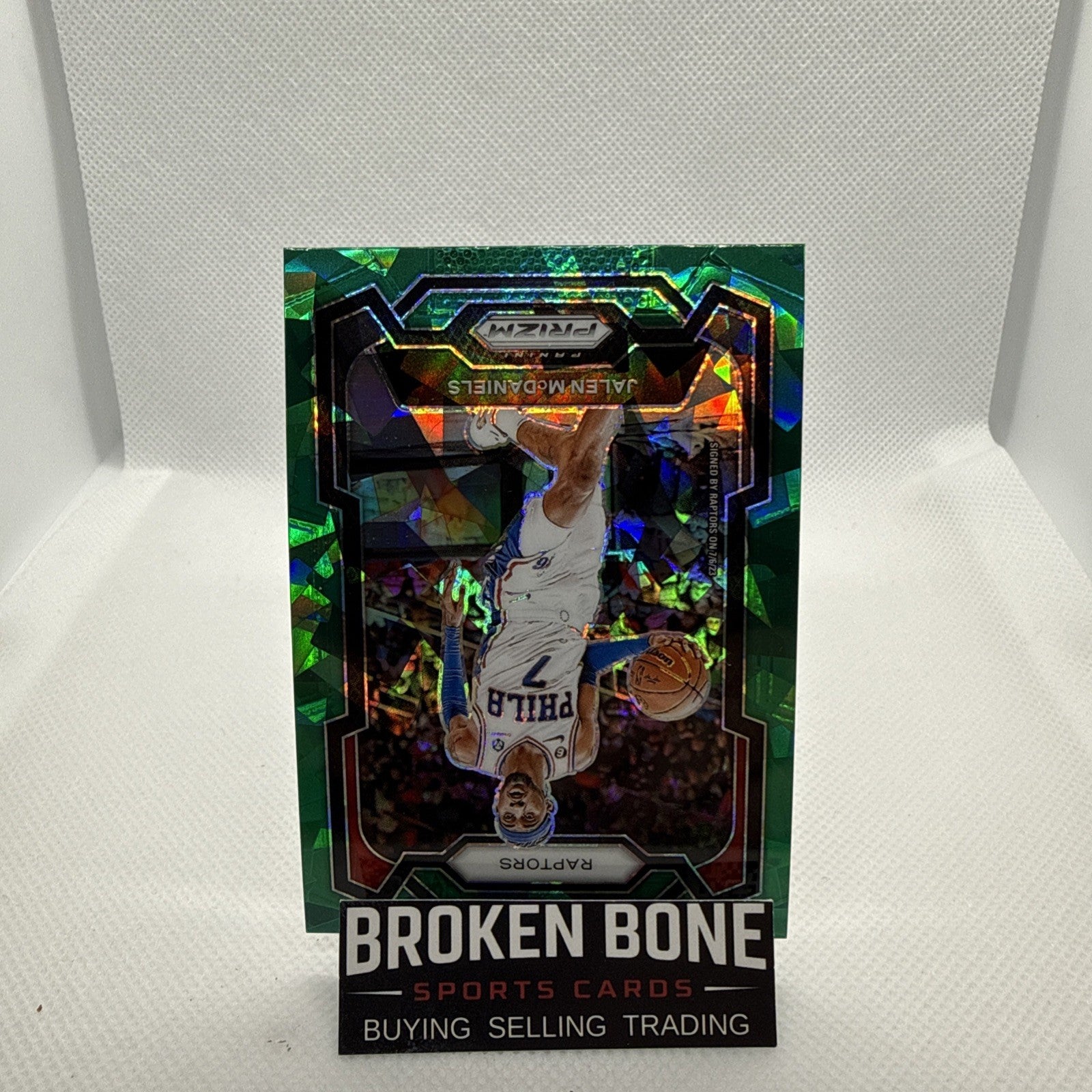 Jalen McDaniels 2023-24 Panini Prizm Green Cracked Ice SSP #291 Raptors