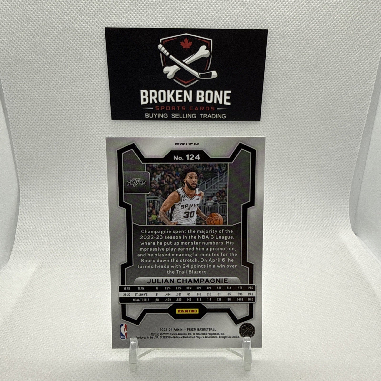 Julian Champagne 2023-24 Panini Prizm Green Cracked Ice SSP #124 Spurs